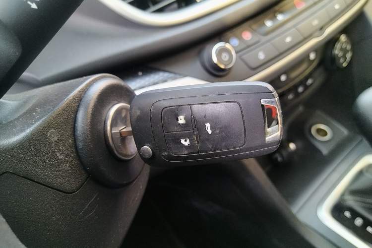 Used Buick GT 2021 Revised Version Flagship 1.5L Automatic Elite Edition Vehicle Key