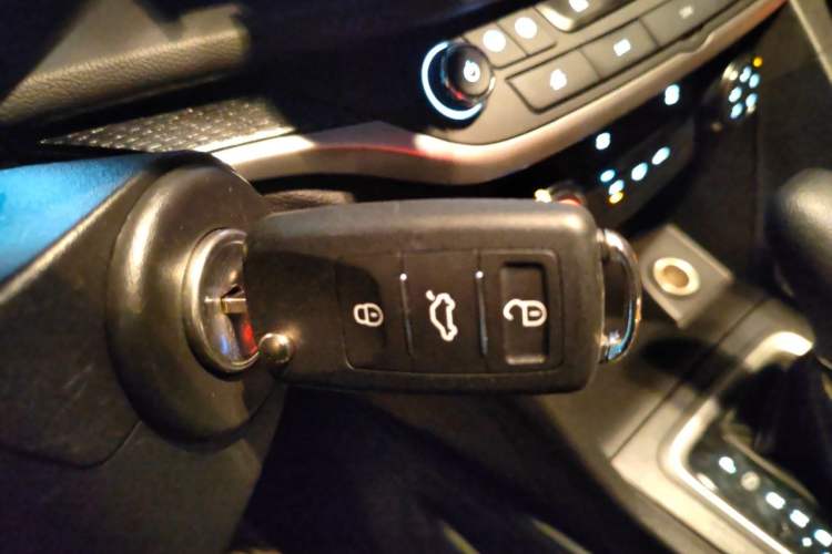 Used Buick GT 2021 Revised Version Flagship 1.5L Automatic Elite Edition Vehicle Key