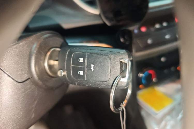 Used Buick GT 2021 1.3T Automatic Mild Hybrid Elite Version Vehicle Key