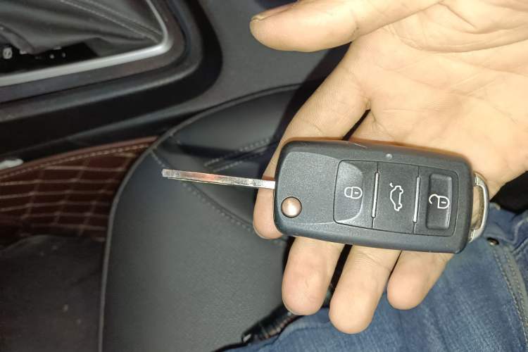 Used Buick GT 2021 Revised Version Flagship 1.5L Automatic Elite Edition Vehicle Key