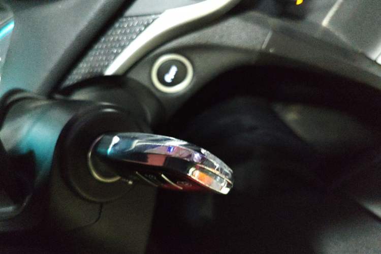 Used Buick GT 2021 1.3T Automatic Mild Hybrid Elite Version Vehicle Key