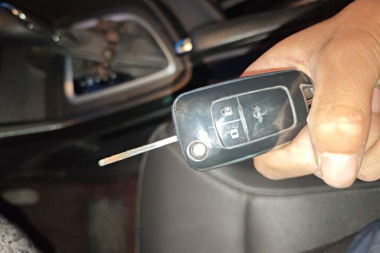 Used Buick GT 2021 1.3T Automatic Mild Hybrid Elite Version Vehicle Key