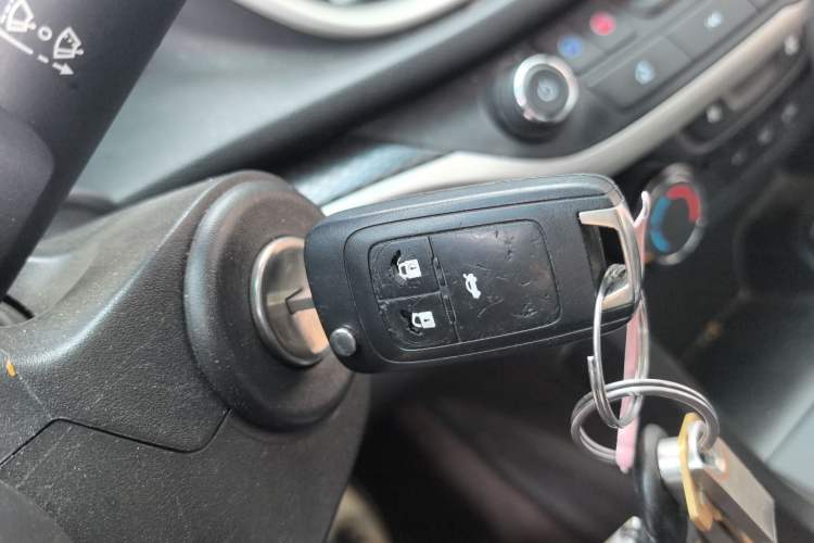 Used Buick GT 2021 Revised Version Flagship 1.5L Automatic Elite Edition Vehicle Key