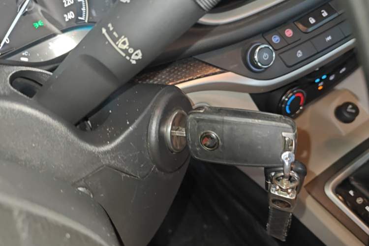 Used Buick GT 2021 Exemplar 1.5L Automatic Elite Version Vehicle Key