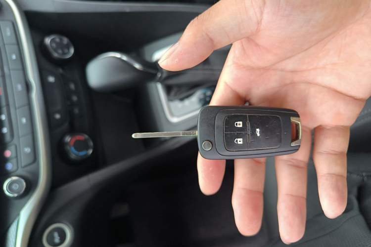 Used Buick GT 2021 1.3T Automatic Mild Hybrid Elite Version Vehicle Key