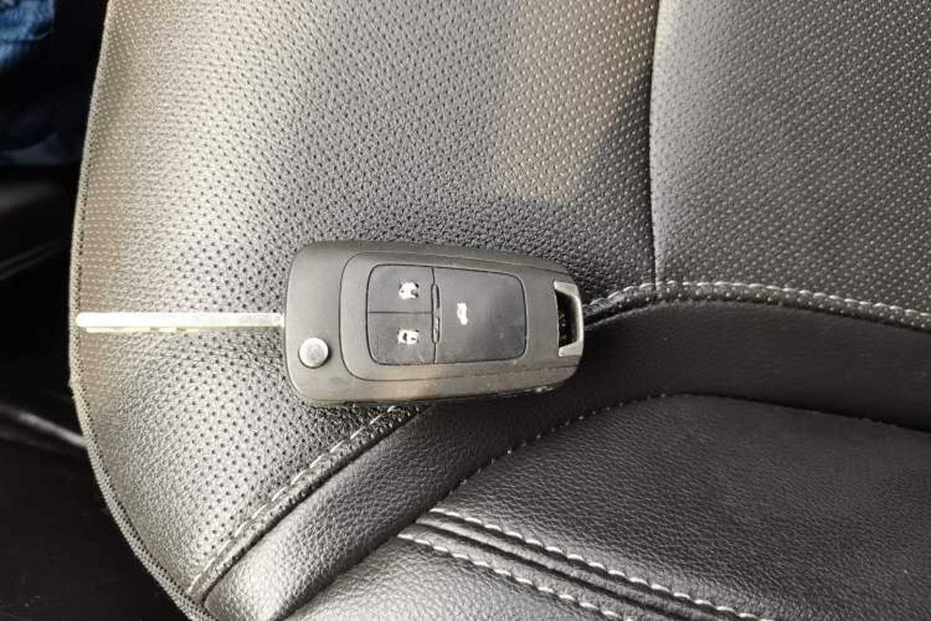 Used Buick GT 2021 Revised Version Flagship 1.5L Automatic Elite Edition Vehicle Key