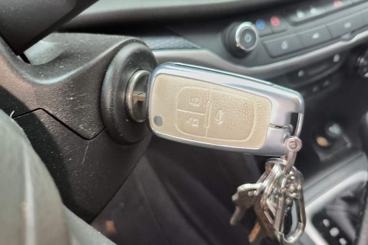 Used Buick GT 2021 Revised Version Flagship 1.5L Automatic Elite Edition Vehicle Key