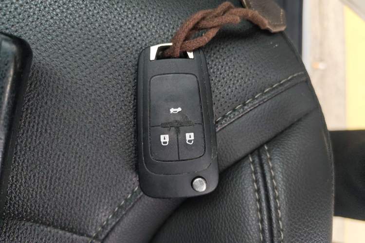 Used Buick GT 2021 Revised Version 1.3T Automatic Mild Hybrid Elite Edition Vehicle Key