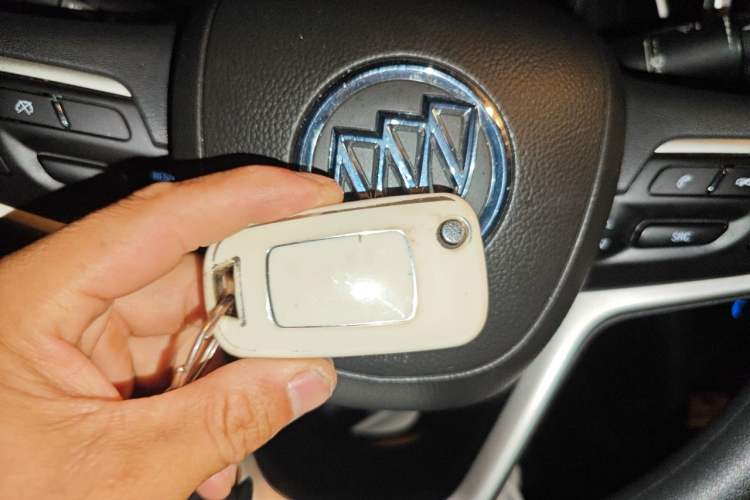 Used Buick GT 2021 Revised Version 1.3T Automatic Mild Hybrid Elite Edition Vehicle Key
