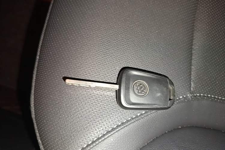 Used Buick GT  Vehicle Key