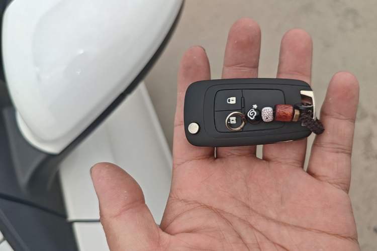 Used Buick GT 2021 Revised Version 1.3T Automatic Mild Hybrid Elite Edition Vehicle Key