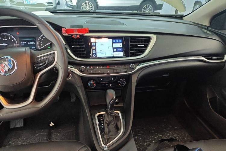 Used Buick GT 2021 Revised Version Flagship 1.5L Automatic Elite Edition Audio And AC Panel