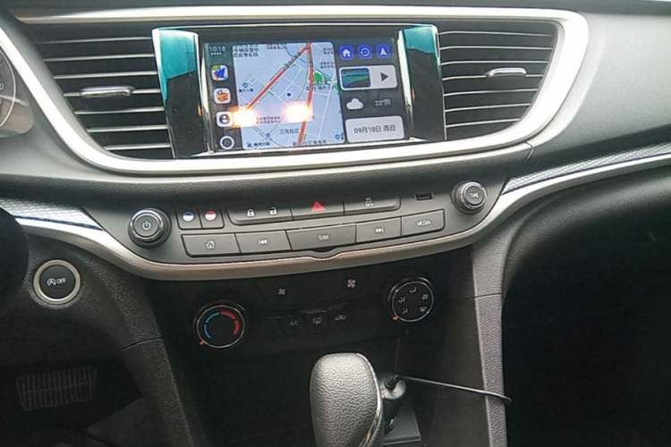 Used Buick GT 2021 Revised Version Flagship 1.5L Automatic Elite Edition Audio And AC Panel