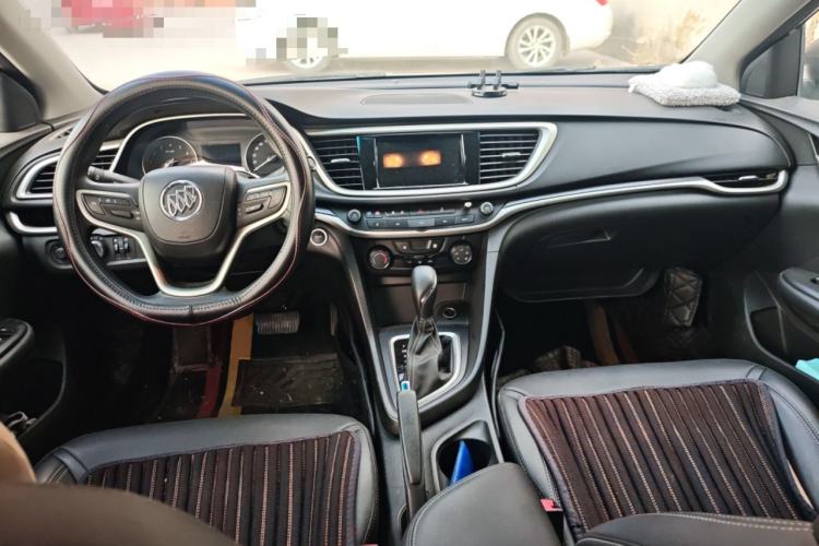 Used Buick GT 2021 Revised Version 1.3T Automatic Mild Hybrid Elite Edition Center Console