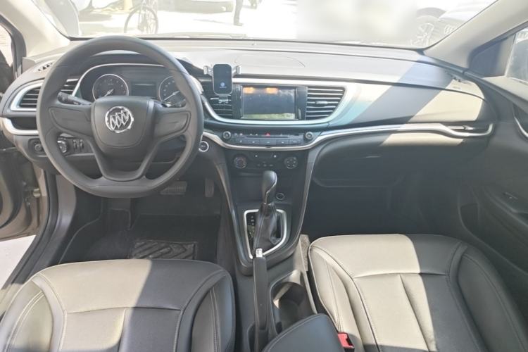 Used Buick GT 2021 1.3T Automatic Mild Hybrid Elite Version Center Console