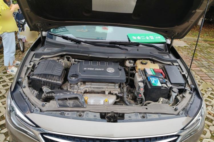 Used Buick GT 2021 Revised Version Flagship 1.5L Automatic Elite Edition Engine Bay