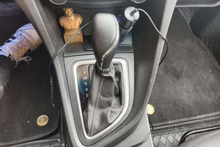 Used Buick GT 2021 Revised Version Flagship 1.5L Automatic Elite Edition Gear Lever