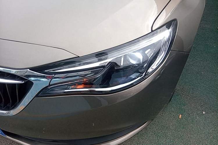 Used Buick GT 2021 Revised Version Flagship 1.5L Automatic Elite Edition Left Front Headlight