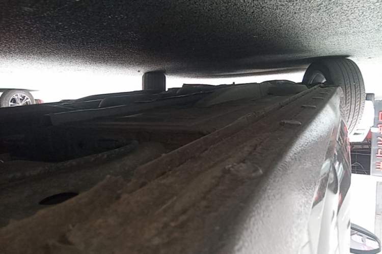 Used Buick GT 2021 Revised Version Flagship 1.5L Automatic Elite Edition Left Side Sill
