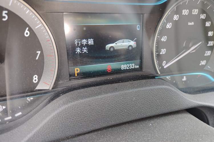 Used Buick GT 2021 Exemplar 1.5L Automatic Elite Version Odometer Close Up