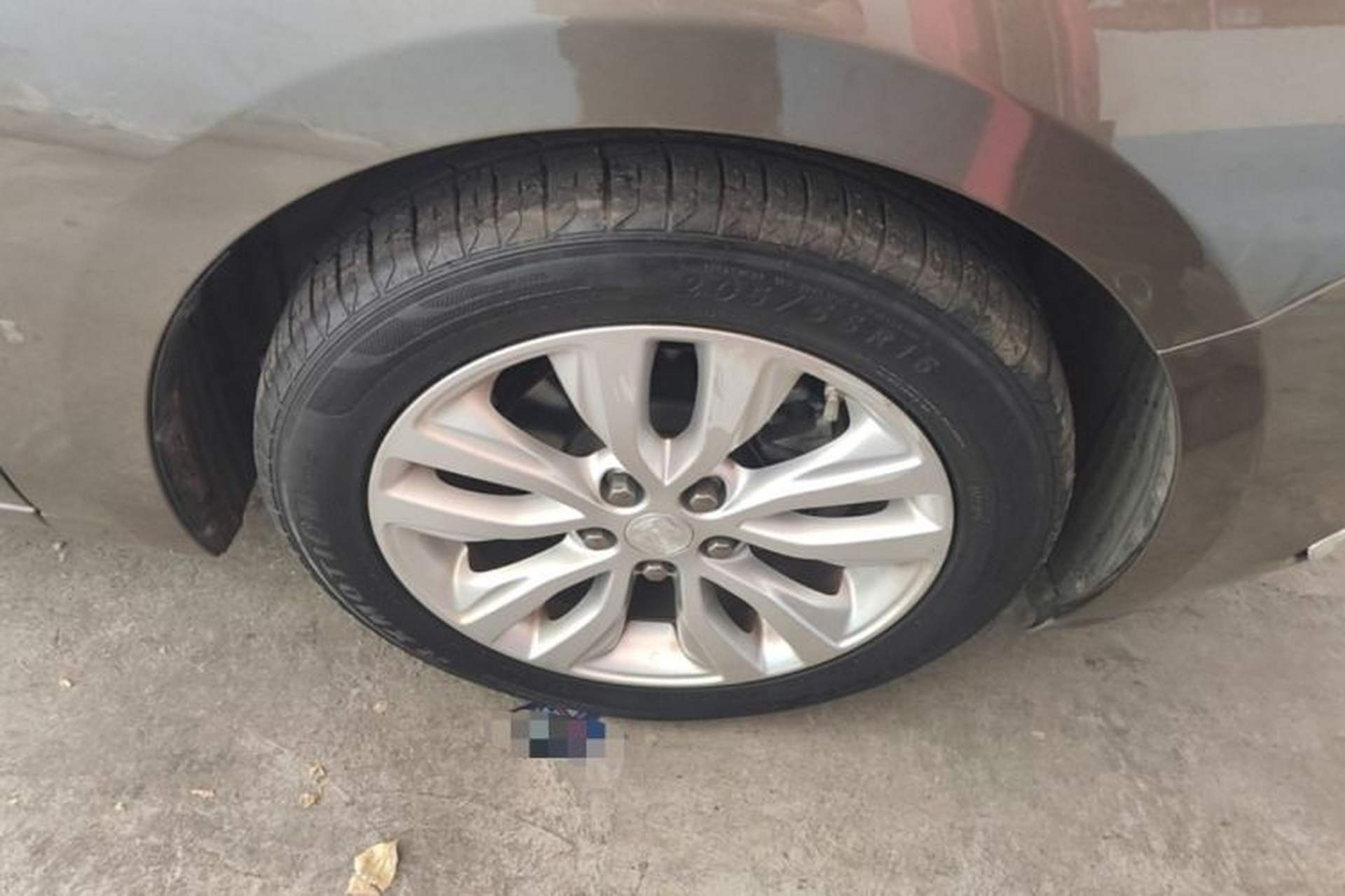 Used Buick GT 2021 Revised Version Flagship 1.5L Automatic Elite Edition Right Front Wheel Hub