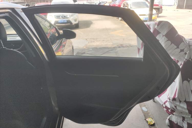 Used Buick GT 2021 Revised Version Flagship 1.5L Automatic Elite Edition Right Rear Door Interior