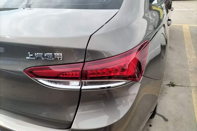 Used Buick GT 2021 Revised Version Flagship 1.5L Automatic Elite Edition Right Rear Taillight