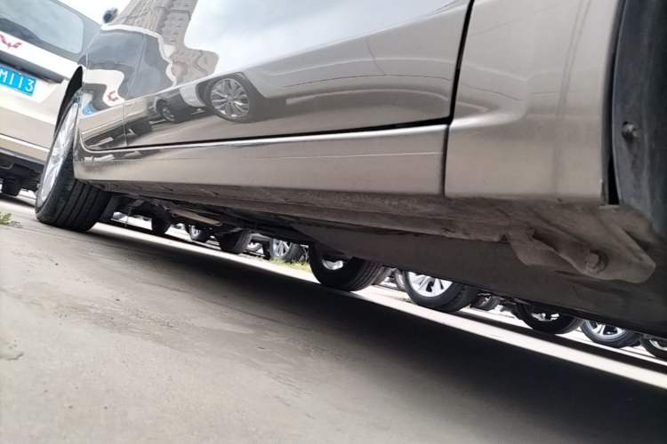 Used Buick GT 2021 Revised Version Flagship 1.5L Automatic Elite Edition Right Side Sill