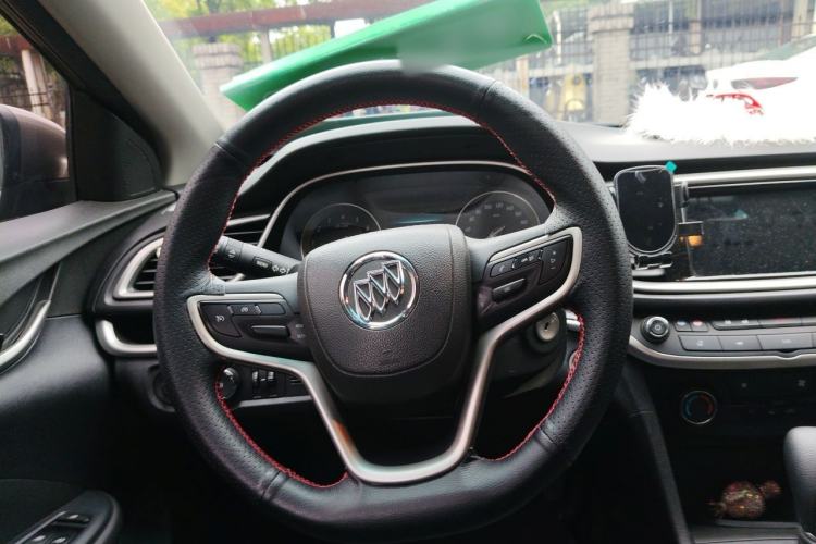 Used Buick GT 2021 Revised Version Flagship 1.5L Automatic Elite Edition Steering Wheel