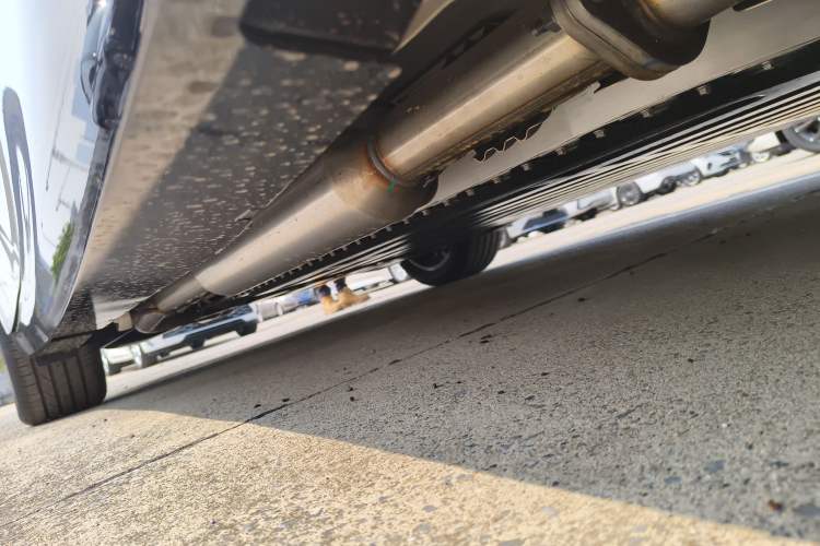 Used Buick L7 2025 Model Luxury Edition Chassis Front Right