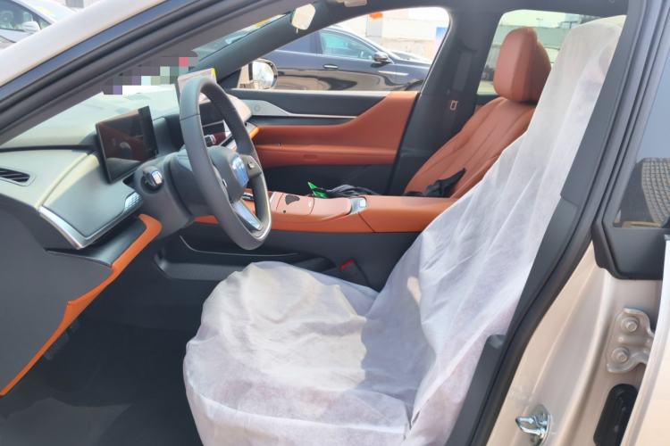 Used Buick L7 2025 Model Luxury Edition Left Front Seat