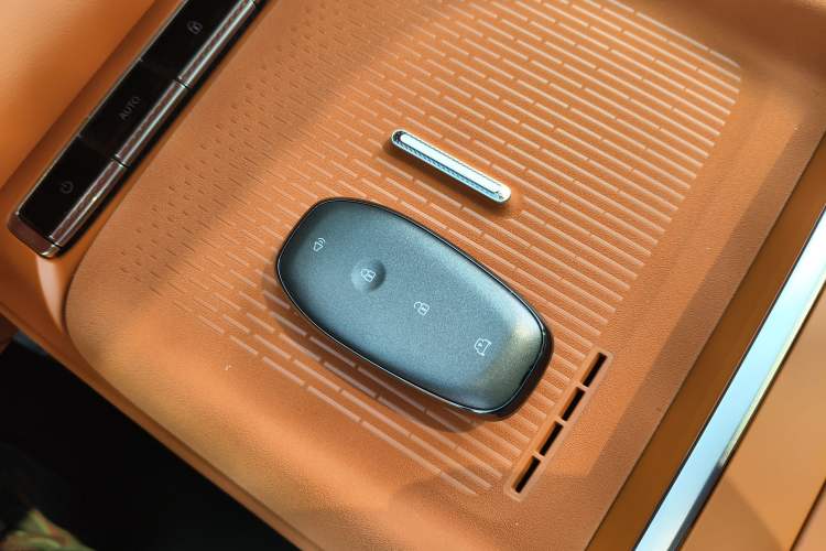 Used Buick L7 2025 Model Luxury Edition Vehicle Key