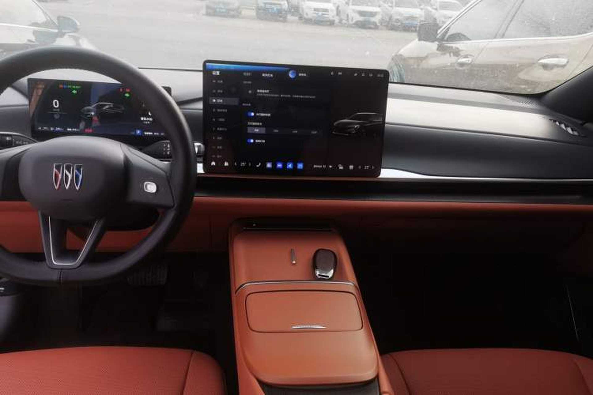 Used Buick L7 2025 Model Luxury Edition Audio And AC Panel