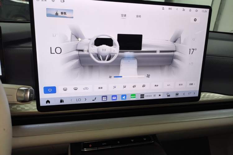 Used Buick L7 2025 Model Aivia Audio And AC Panel