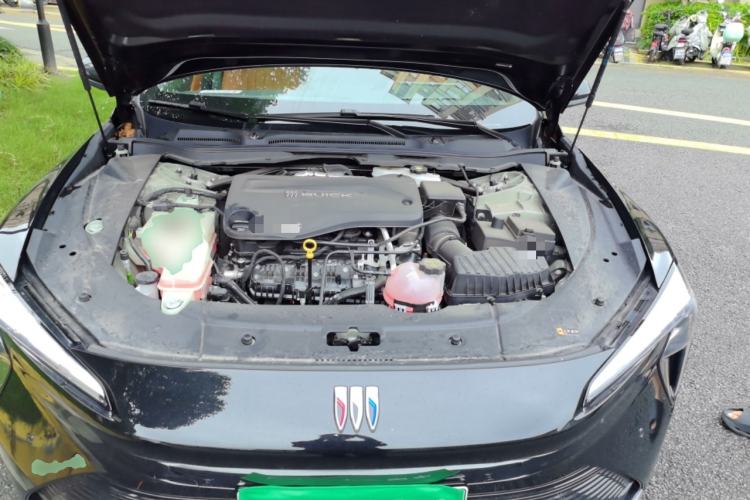 Used Buick L7 2025 Model Luxury Leisure Smart Driving Edition Engine Bay