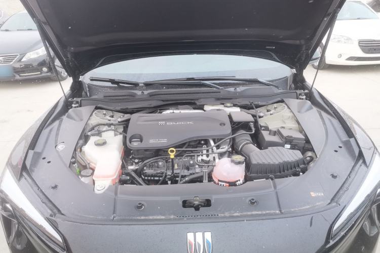 Used Buick L7 2025 Model Luxury Edition Engine Bay