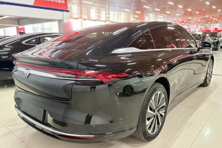 Used Buick L7 2025 Model Luxury Edition Exterior 5
