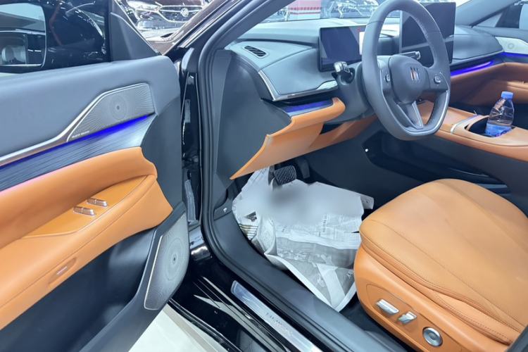 Used Buick L7 2025 Model Luxury Edition Interior 2
