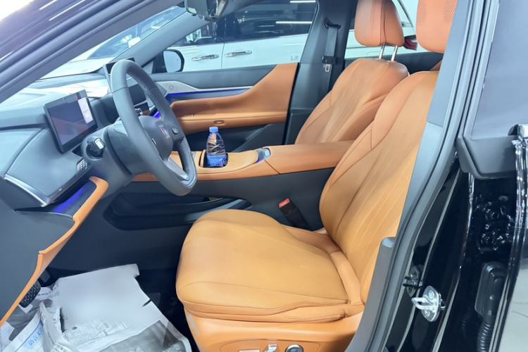 Used Buick L7 2025 Model Luxury Edition Left Front Seat