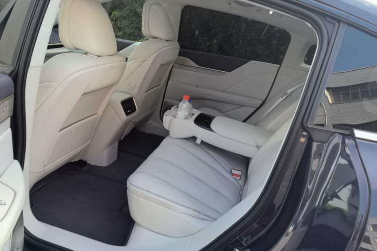 Used Buick L7 2025 Model Aivia Left Rear Seat