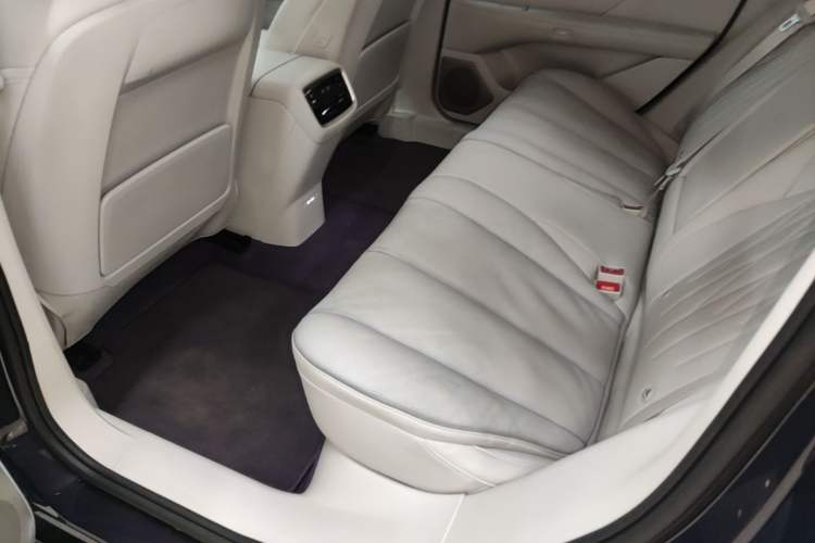 Used Buick L7 2025 Model Aivia Left Rear Seat