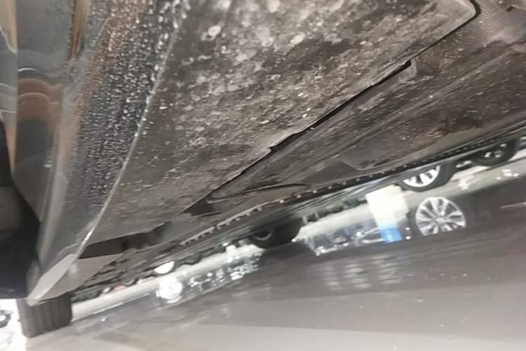 Used Buick L7 2025 Model Luxury Edition Left Side Sill