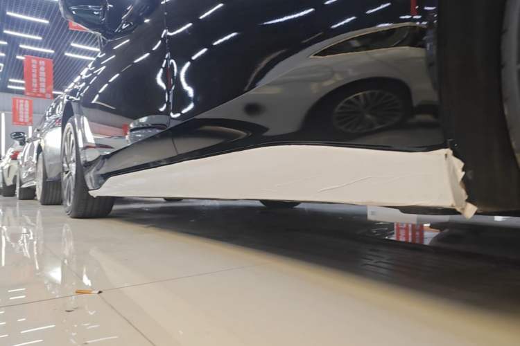 Used Buick L7 2025 Model Prestige Edition Left Side Sill