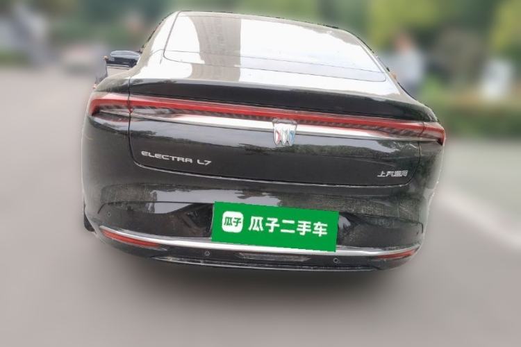 Used Buick L7 2025 Model Prestige Edition Rear