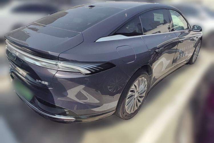 Used Buick L7 2025 Model Aivia Rear Right 45 Deg