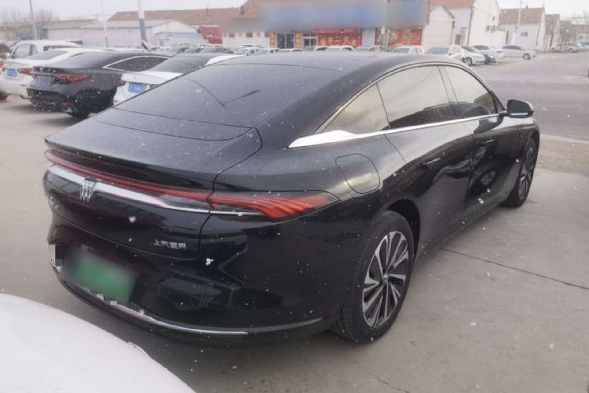 Used Buick L7 2025 Model Luxury Edition Rear Right 45 Deg
