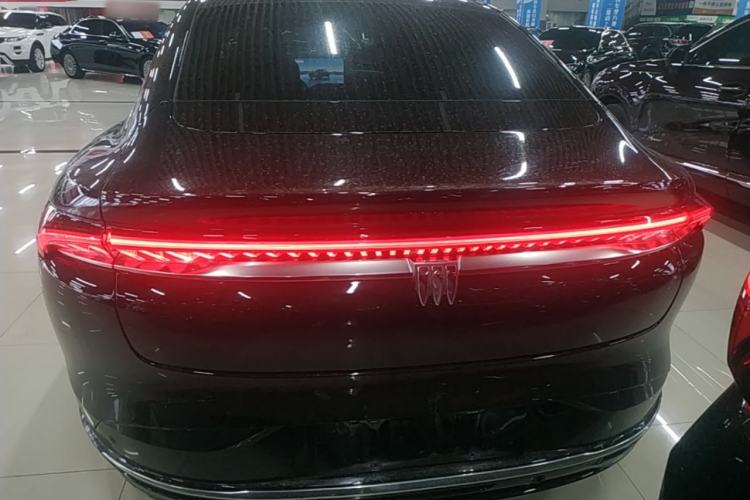 Used Buick L7 2025 Model Luxury Edition Rear