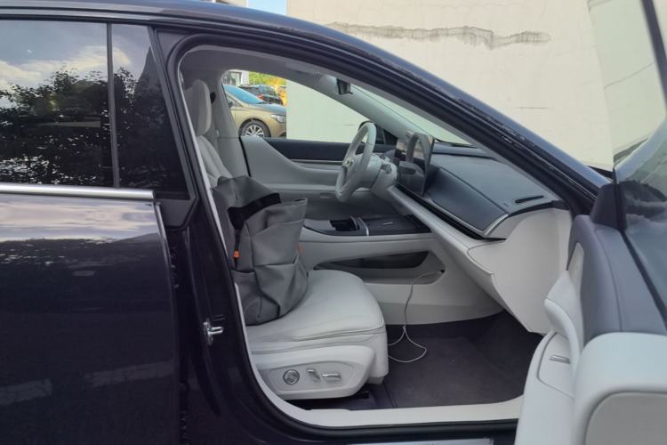 Used Buick L7 2025 Model Aivia Right Front Seat