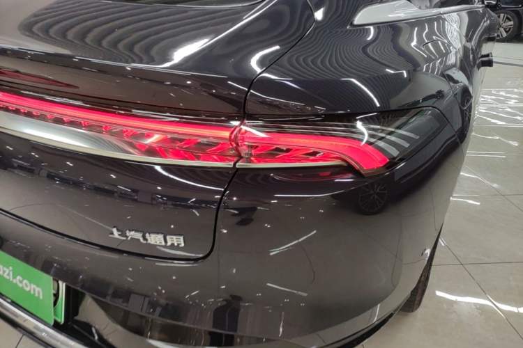Used Buick L7 2025 Model Aivia Right Rear Taillight