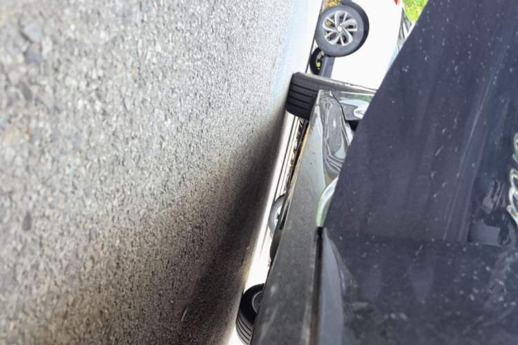 Used Buick L7 2025 Model Aivia Right Side Sill